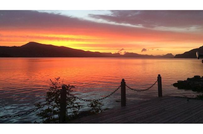 Smastranda Fjord Lodge Aheim Ngoại thất bức ảnh